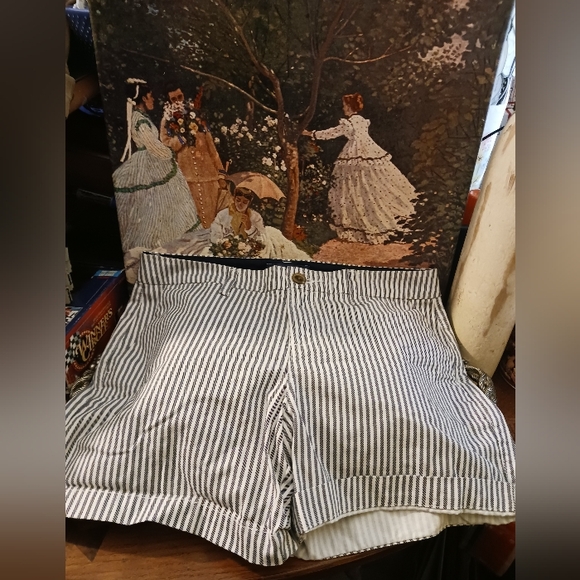 ๐Old Navy Striped Denim Shorts.๐๐๐ New!,Size 0,W.28",Cuff Legs,Belt Loops.๐ - Picture 4 of 8